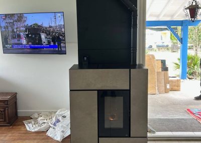 Poêle à granulés à Arbanats, installation du MCZ Feel finition Tortora